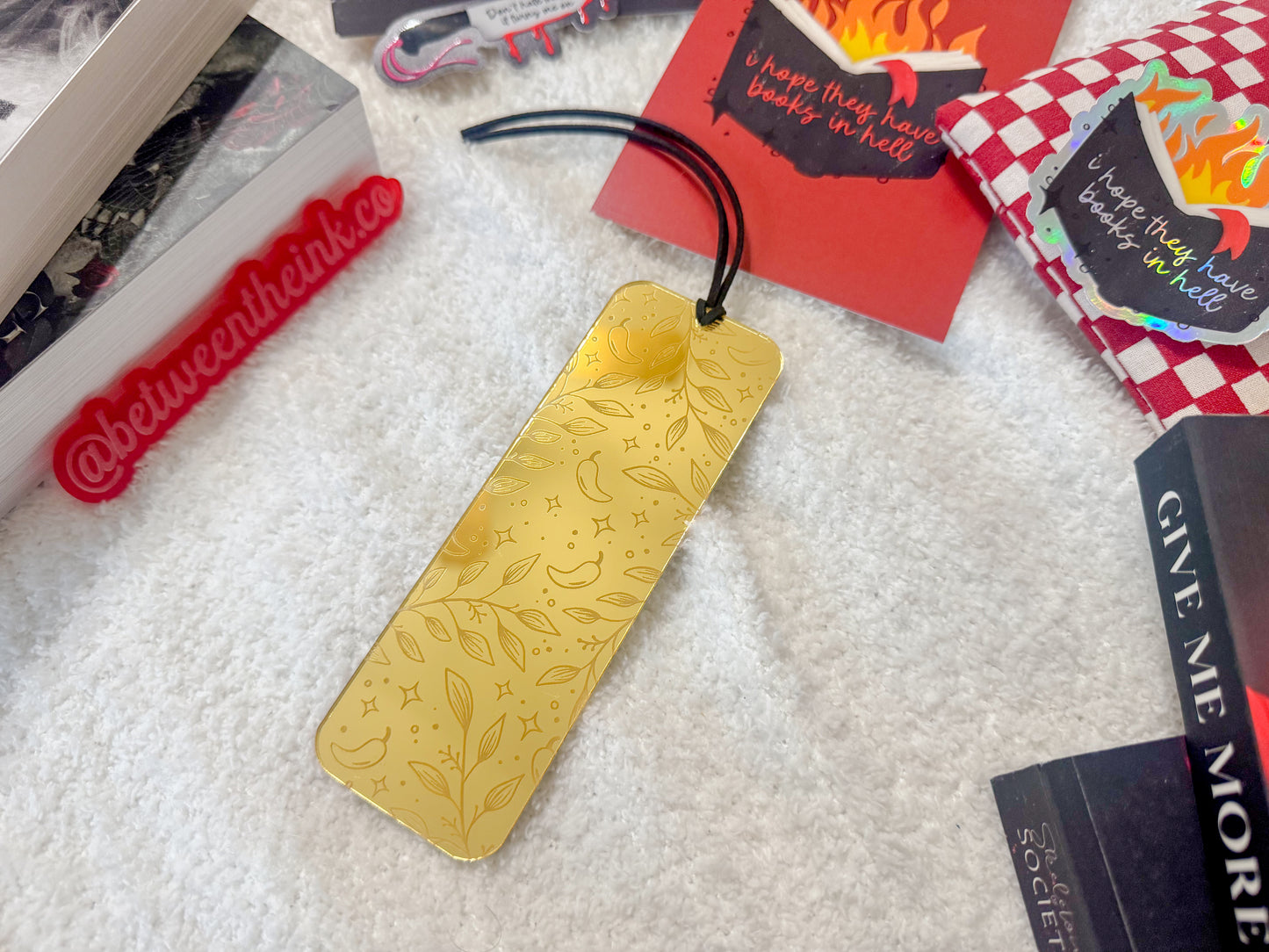 Pepper Garden Gold Mirror Bookmark