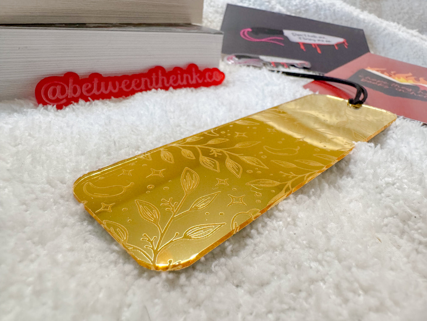 Pepper Garden Gold Mirror Bookmark