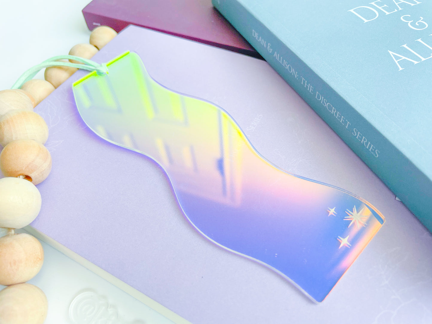 Simple Stars - Shiny Iridescent Wavy Bookmark